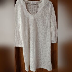 Cover Me Swim Suit Cover Up Tunic White Large with polka dots 21 x 34.5x 18.75